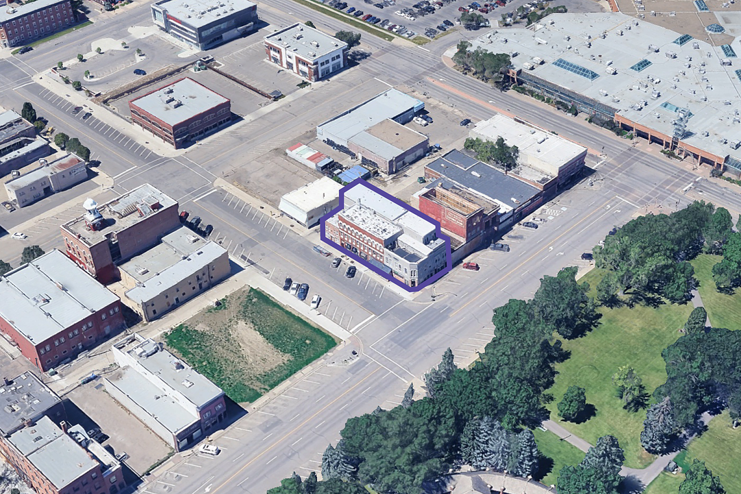 122 A 5 Street South, Lethbridge, AB