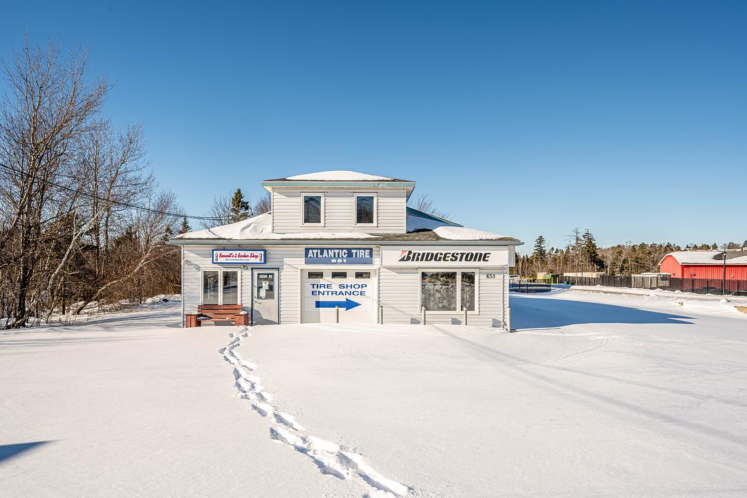 651 Main Street, Dartmouth, NS