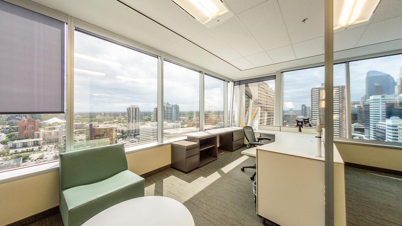 140 10 Ave SE, Calgary, AB