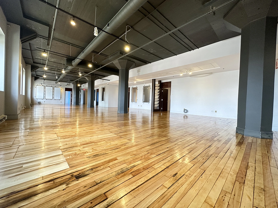 Suite 500 - 2050 Rue de Bleury, Montréal, QC