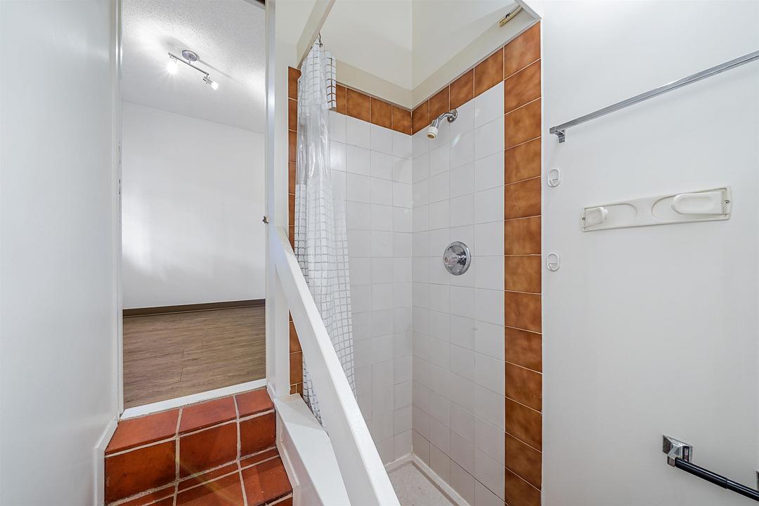 1233 West 7th Avenue, Vancouver, BC