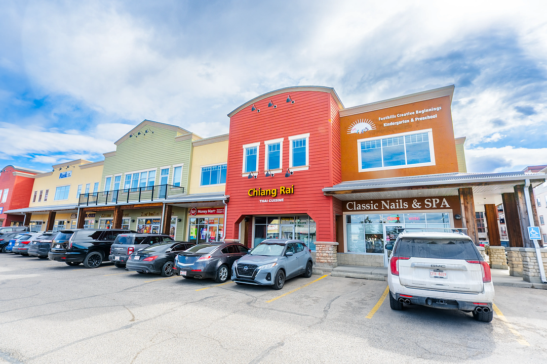 120 5th Avenue, Cochrane, AB