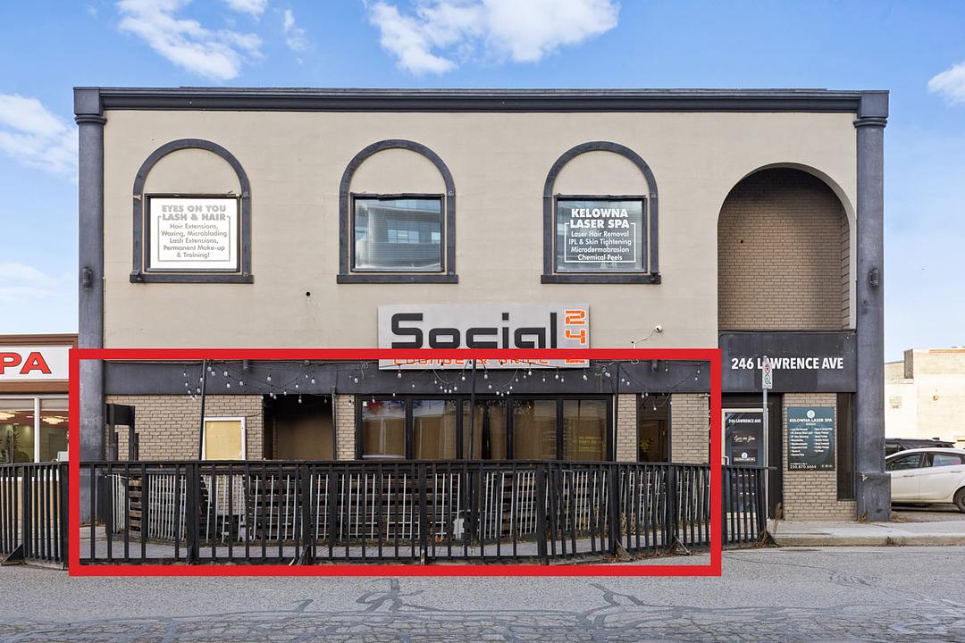 242 Lawrence Avenue, Kelowna, BC