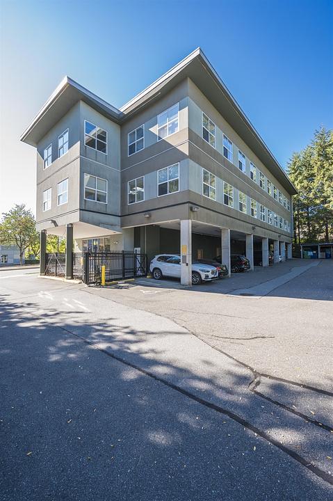 201 - 15957 84 Avenue, Surrey, BC