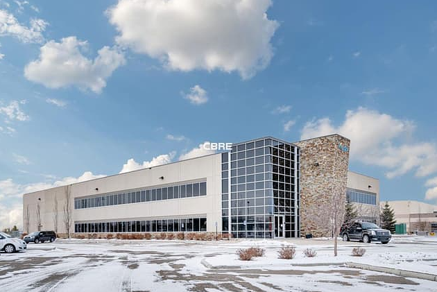Warehouse - 3675 63 Ave NE, Calgary, AB