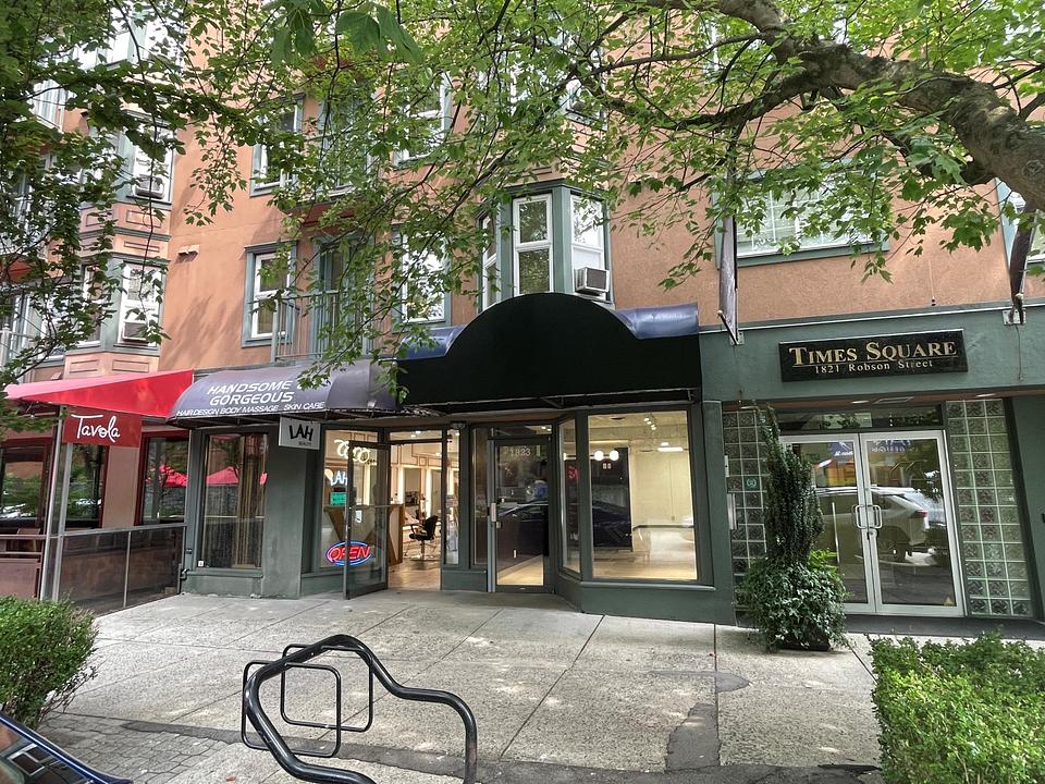 1823 Robson Street, Vancouver, BC