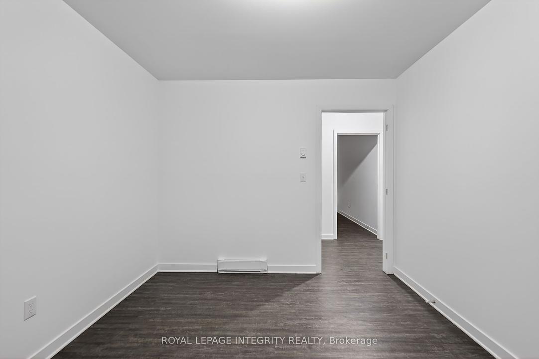 10 - 2295 Stevenage Drive, Ottawa, ON