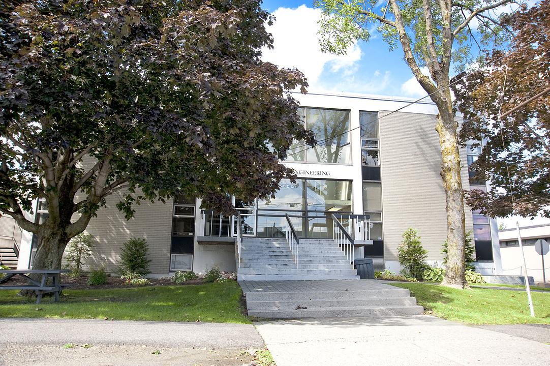 2nd Floor - 1785 Woodward Drive, Ottawa, ON