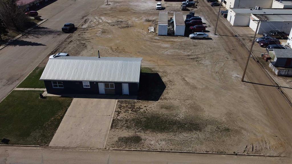 5038 49 Street, Daysland, AB