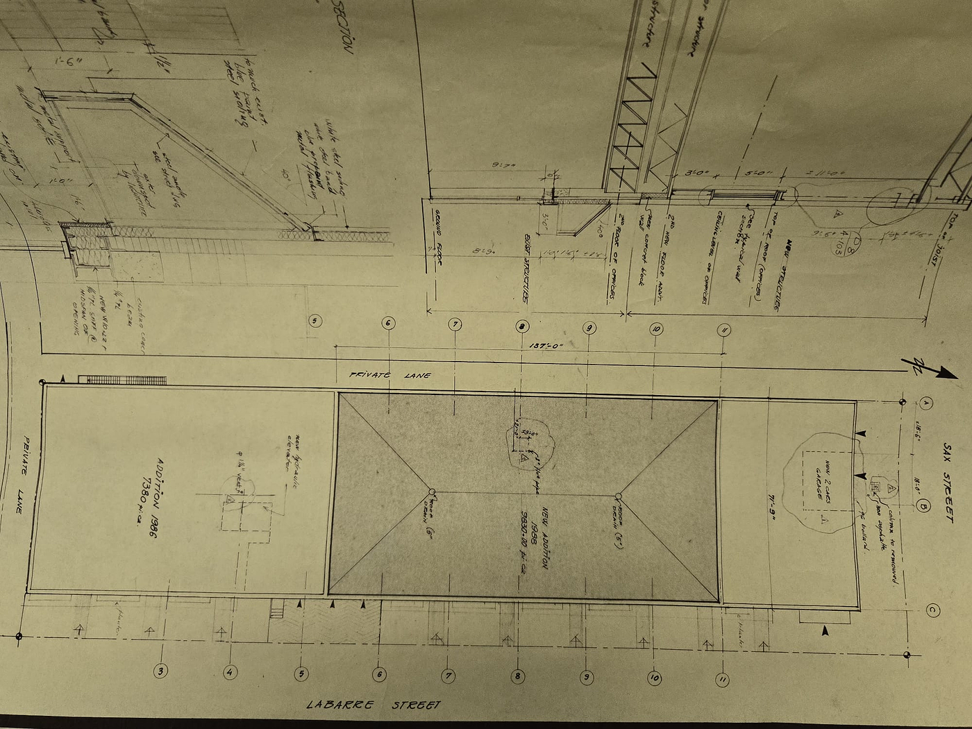 8370 Rue Labarre, Montréal, QC floorplan