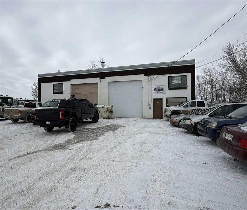 4606 East Railway Street, Blackfalds, AB