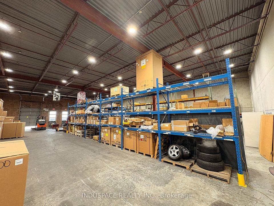 9-10 - 2430 Lucknow Drive, Mississauga, ON
