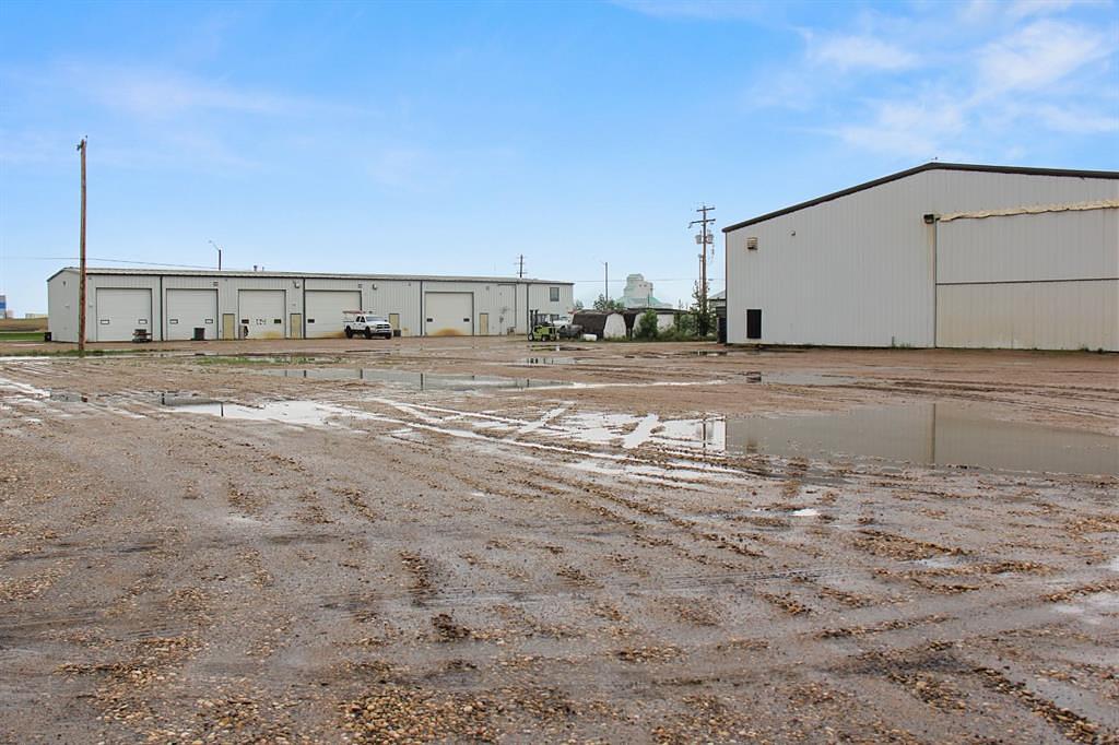 5030 50 Avenue, Lougheed, AB