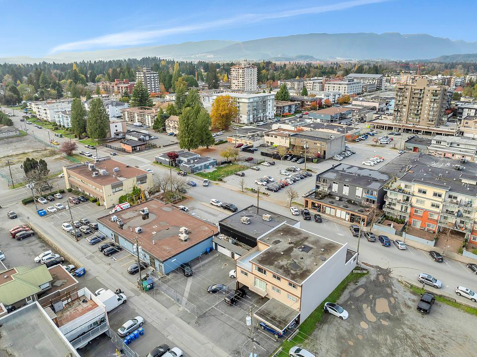 22338 Selkirk Avenue, Maple Ridge, BC