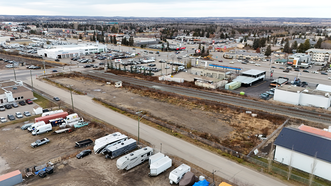 20 Railway Avenue, Spruce Grove, AB