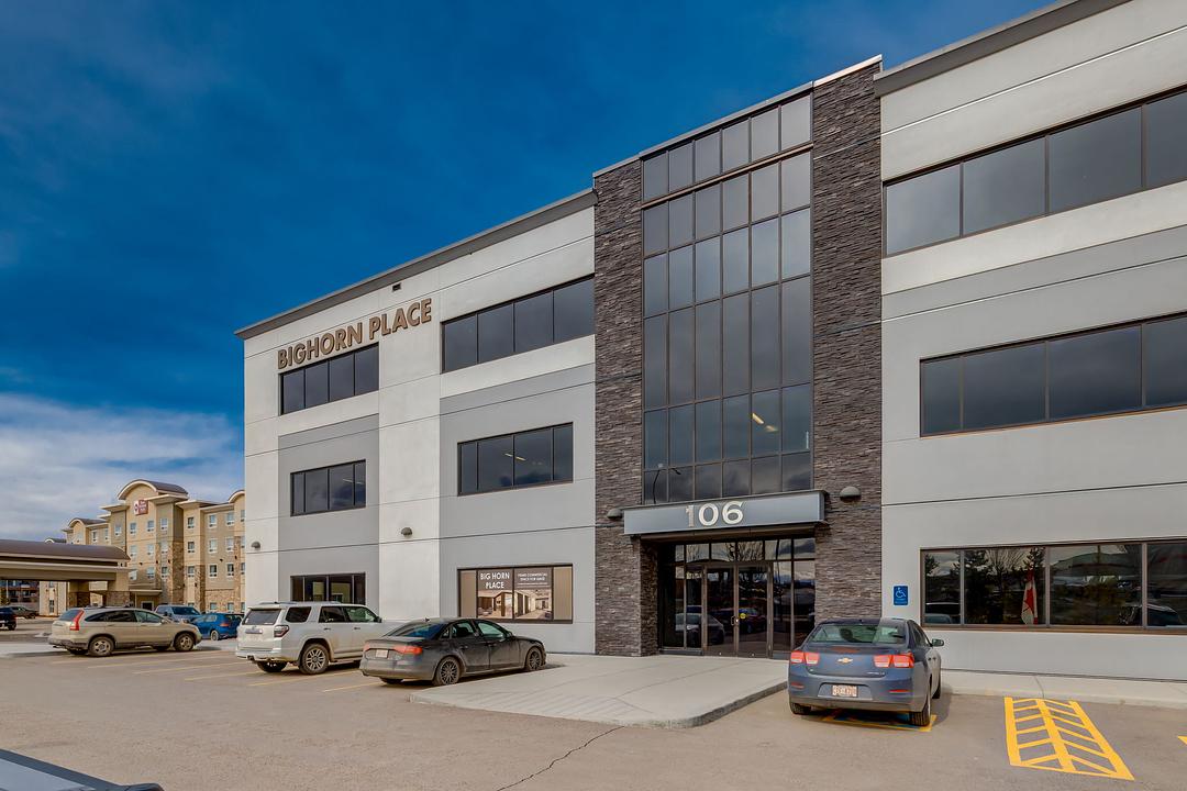 103 - 106 Southbank Road, Okotoks, AB