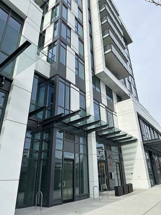 8439 Granville Street, Vancouver, BC