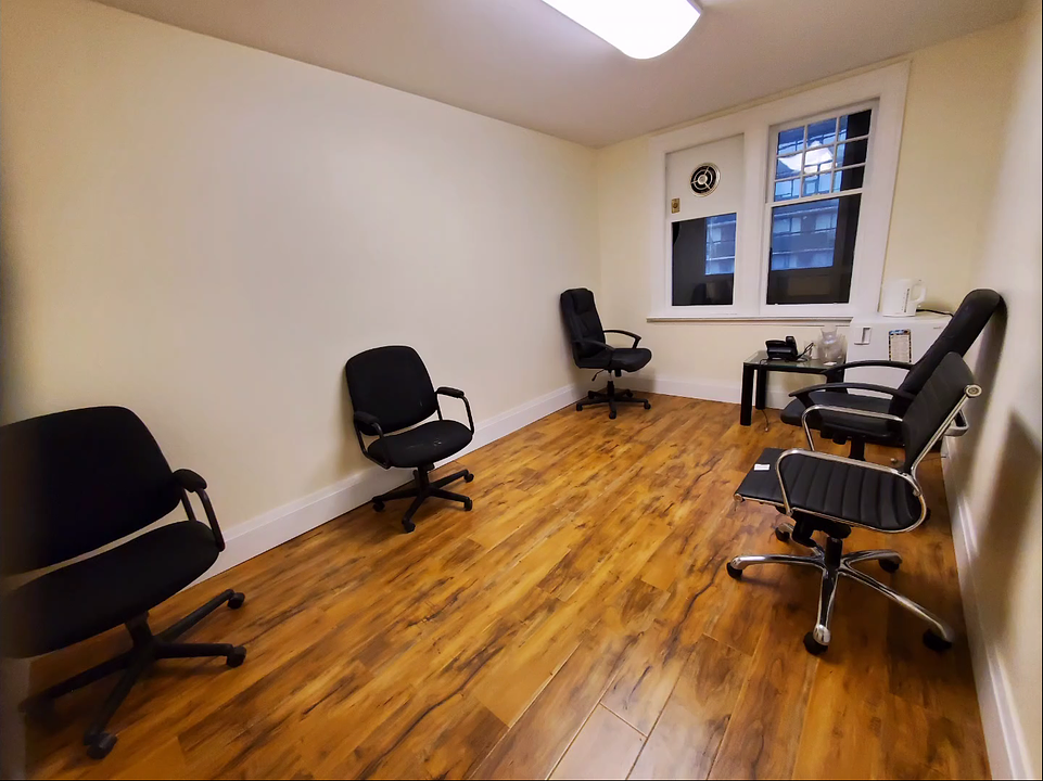 397 Eglinton Ave E, Toronto, ON