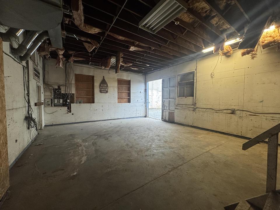 12205 Industrial, Surrey, BC