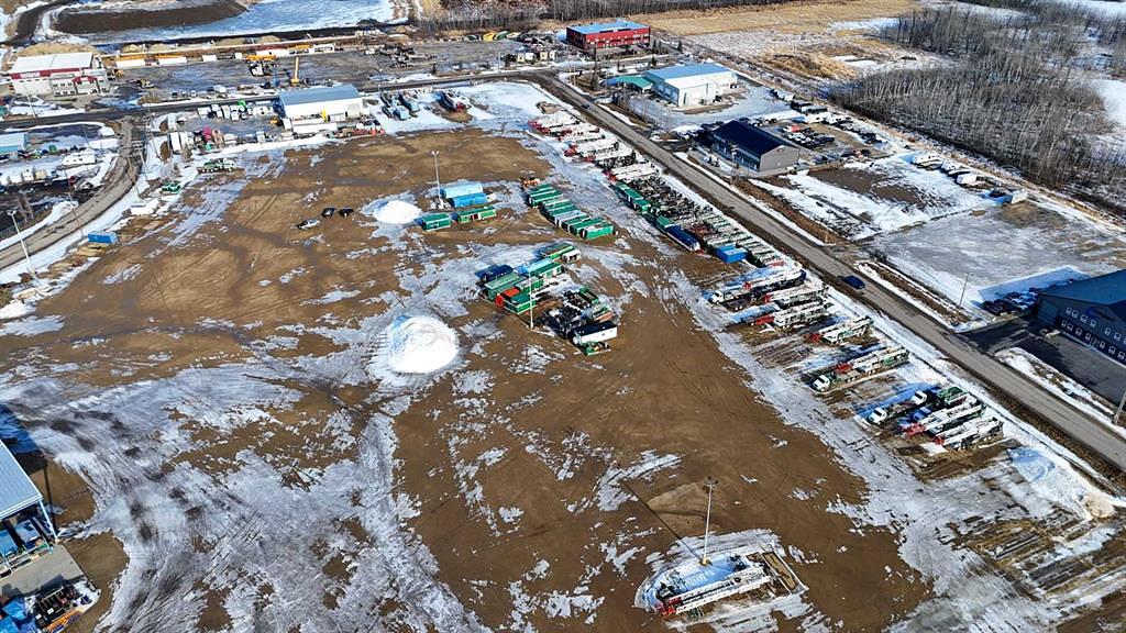 2 Charles Industrial Way, Sylvan Lake, AB