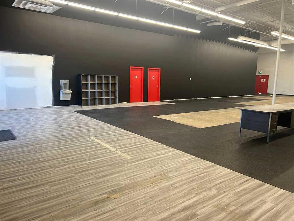 3306 9 Avenue North, Lethbridge, AB