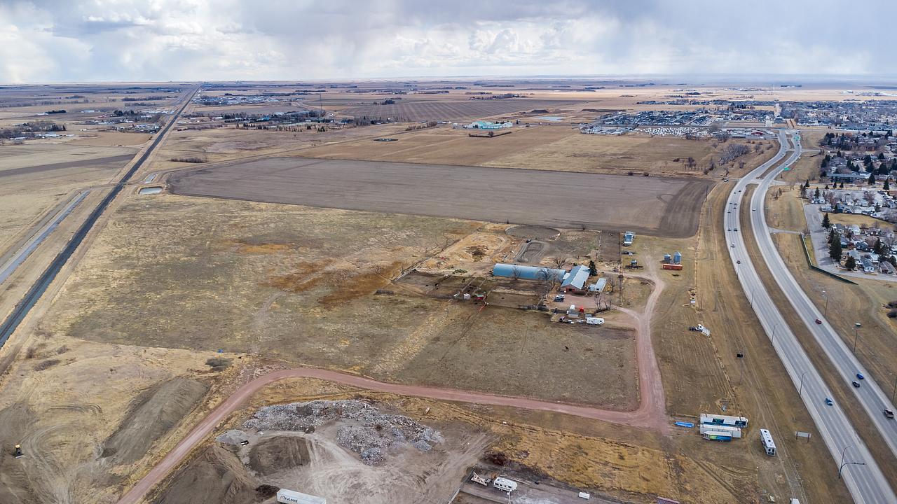 1125 43 Street South, Lethbridge, AB