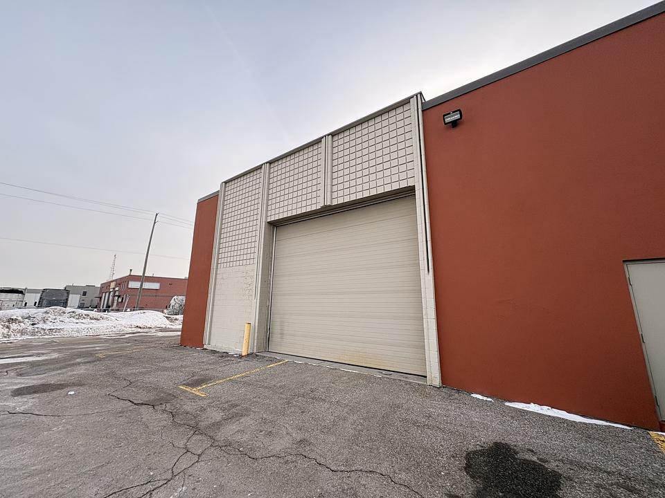 A-B - 55 Stafford Dr, Brampton, ON