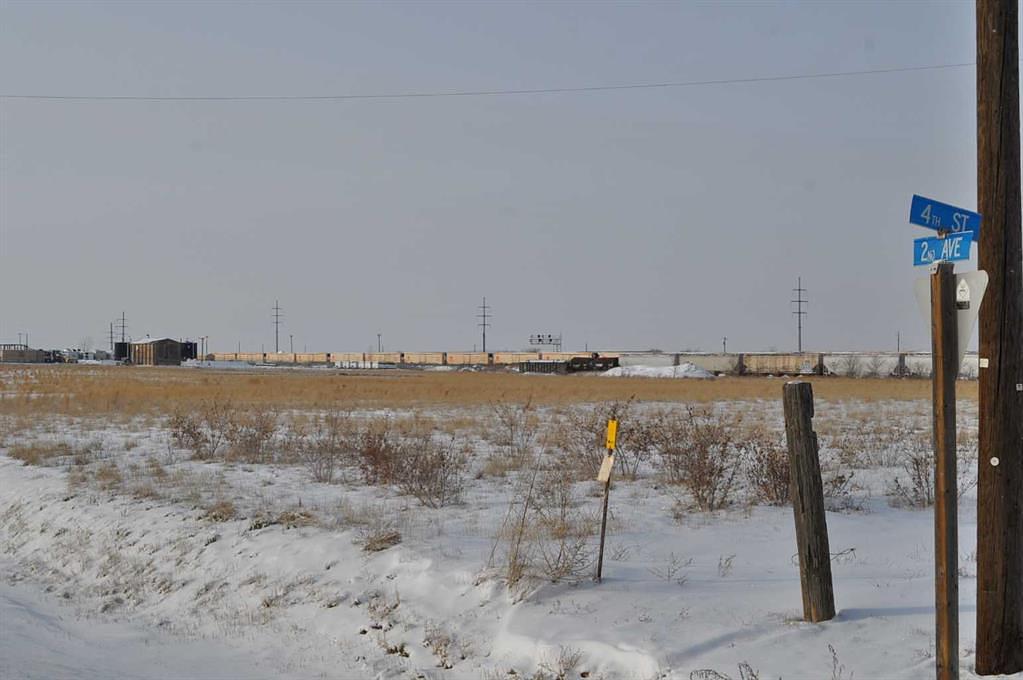 647 2nd Avenue, Cypress County, AB
