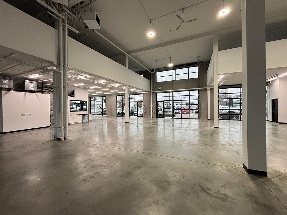 101 - 2544 Enterprise Way, Kelowna, BC