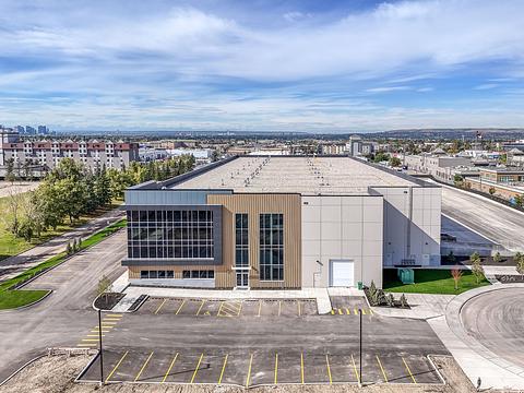 3111 27 Street Northeast, Calgary, AB