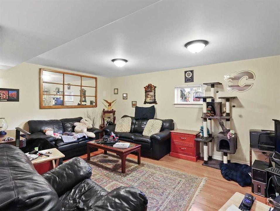 228 17 Street, Canmore, AB