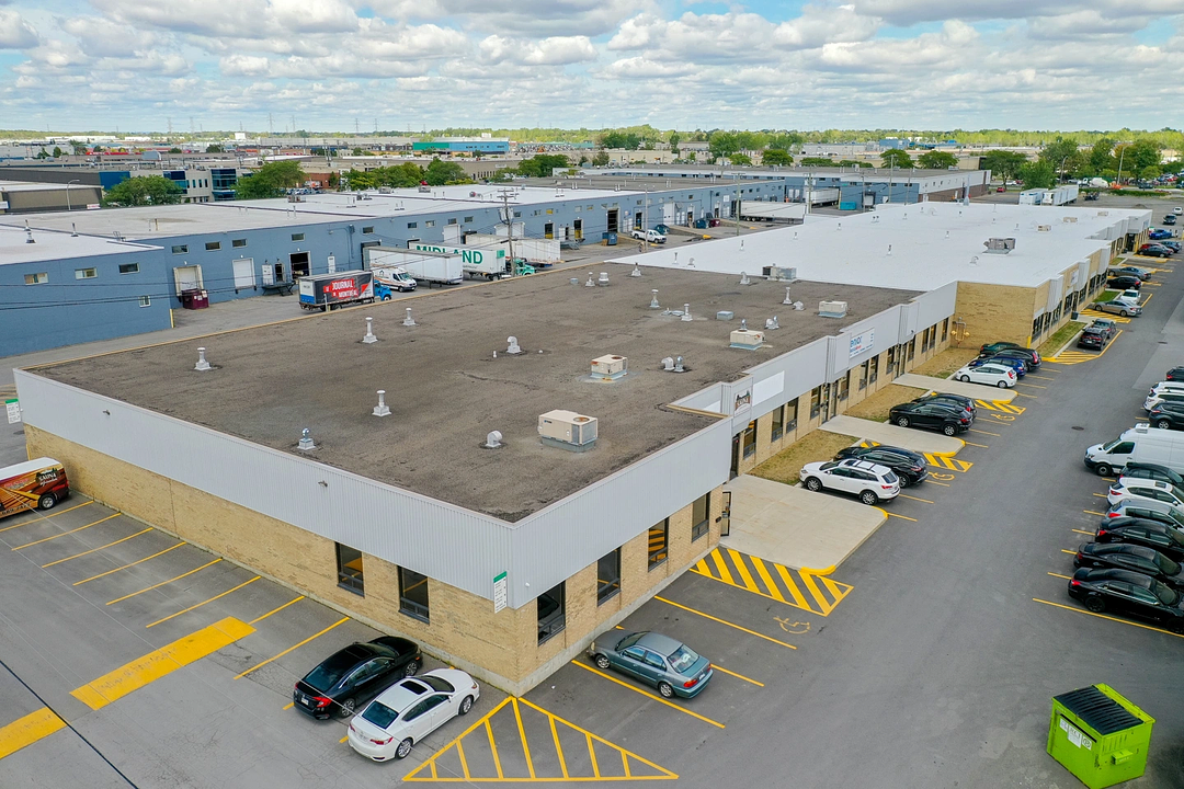 1055-1069 - Autoroute 440, Laval, QC