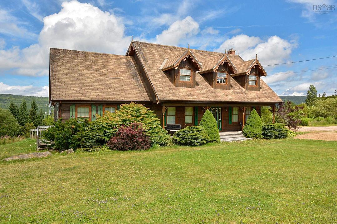 776 Nova Scotia 105, Boularderie East, NS