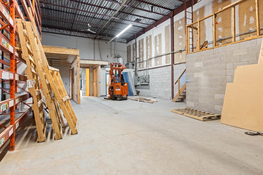 7 - 505 Industrial Ave, Ottawa, ON