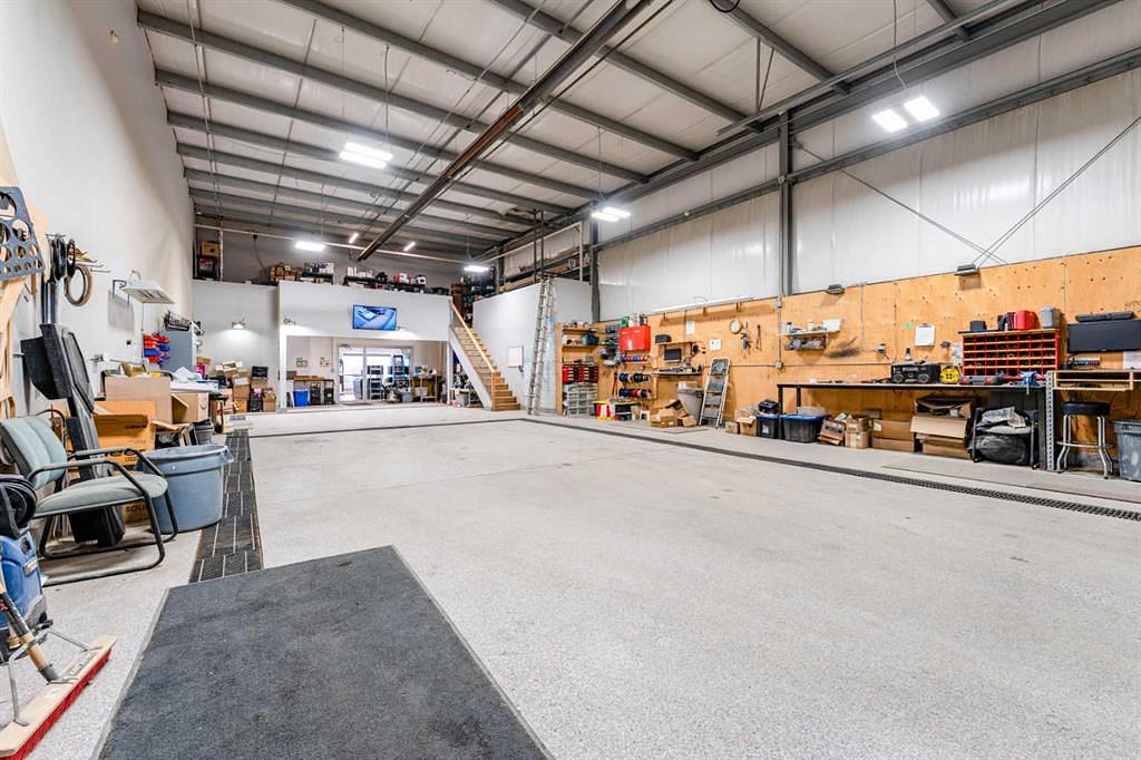 10 - 235105 Wrangler Drive, Rocky View County, AB