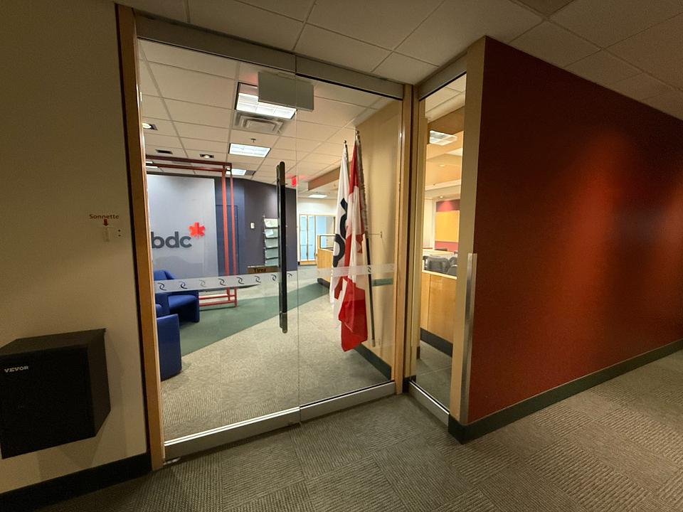 300 - 1570 Rue Ampère, Boucherville, QC