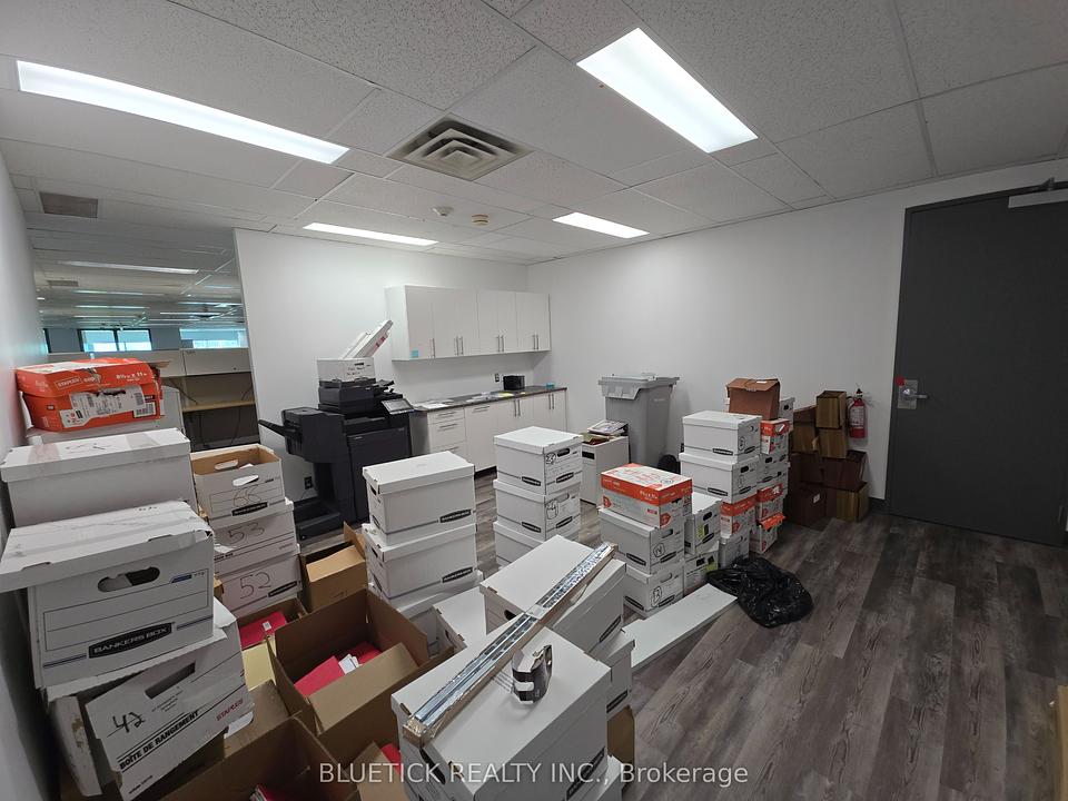 202 - 2233 Argentia Road, Mississauga, ON