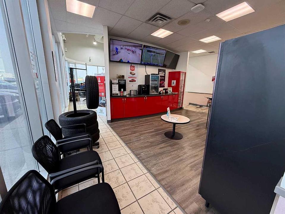 3405 2 Avenue South, Lethbridge, AB