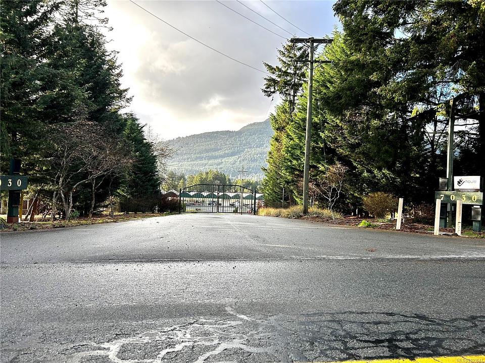7030 Bell McKinnon Road, Duncan, BC