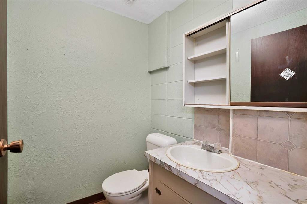 4407 45A Avenue, Rocky Mountain House, AB