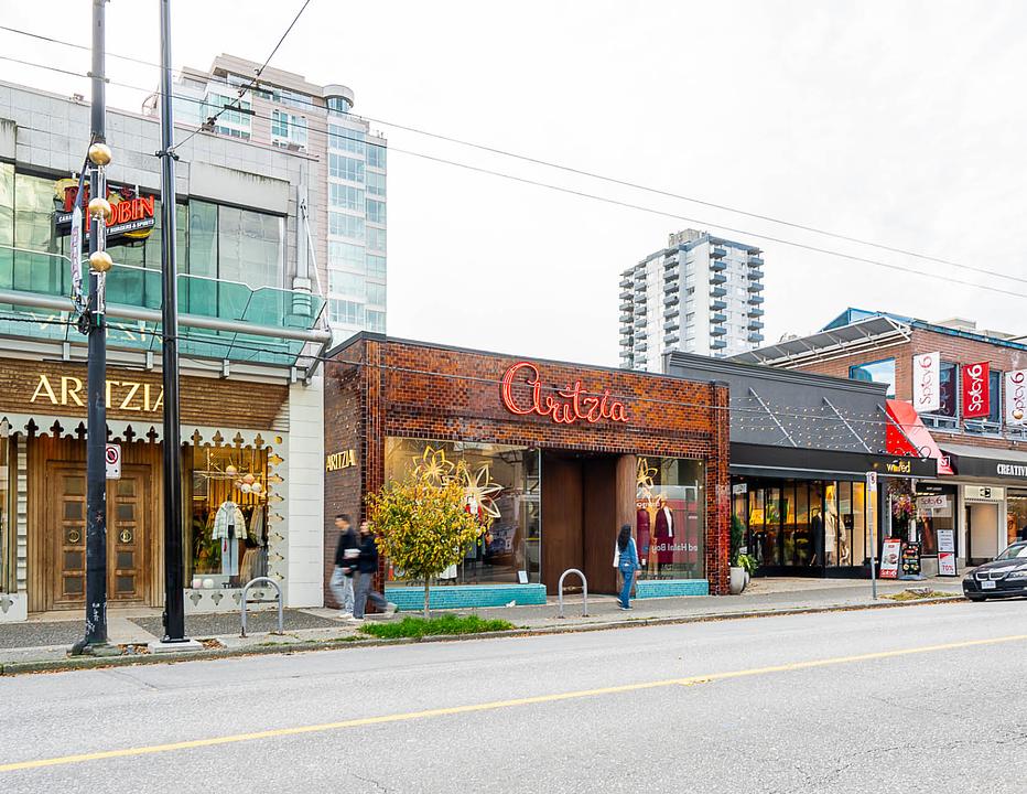 1110 Robson Street, Vancouver, BC