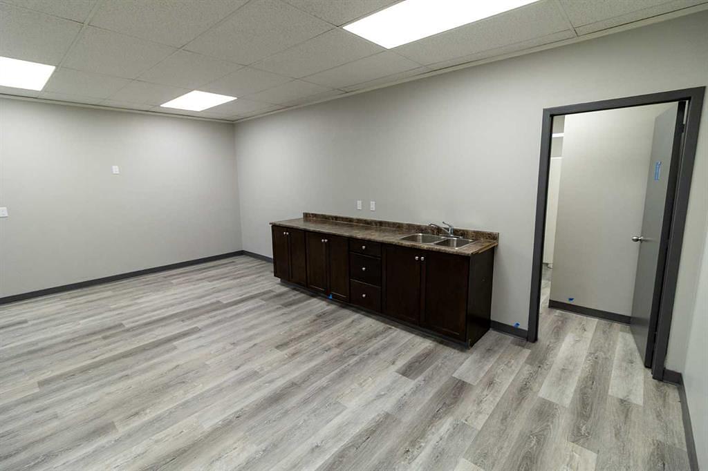 Units 11-12 - 4041 74 Avenue Southeast, Calgary, AB