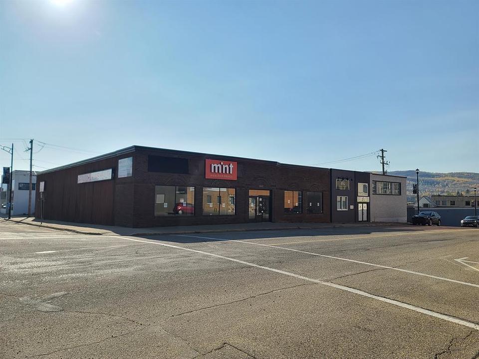 10013 100 Avenue, Peace River, AB