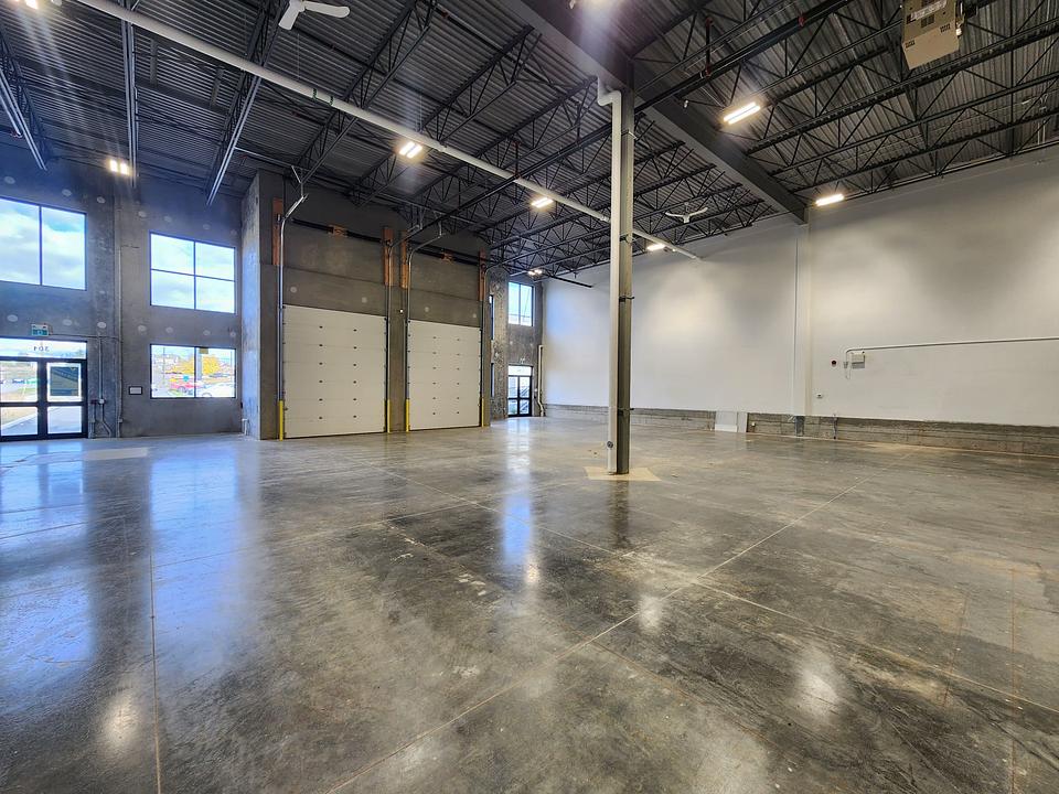 307-310 - 5000 Silver Star Road, Vernon, BC