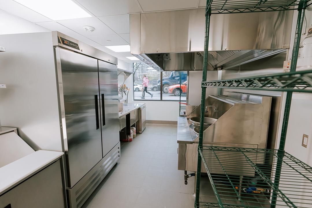 CRU5 - 988 Expo Boulevard, Vancouver, BC