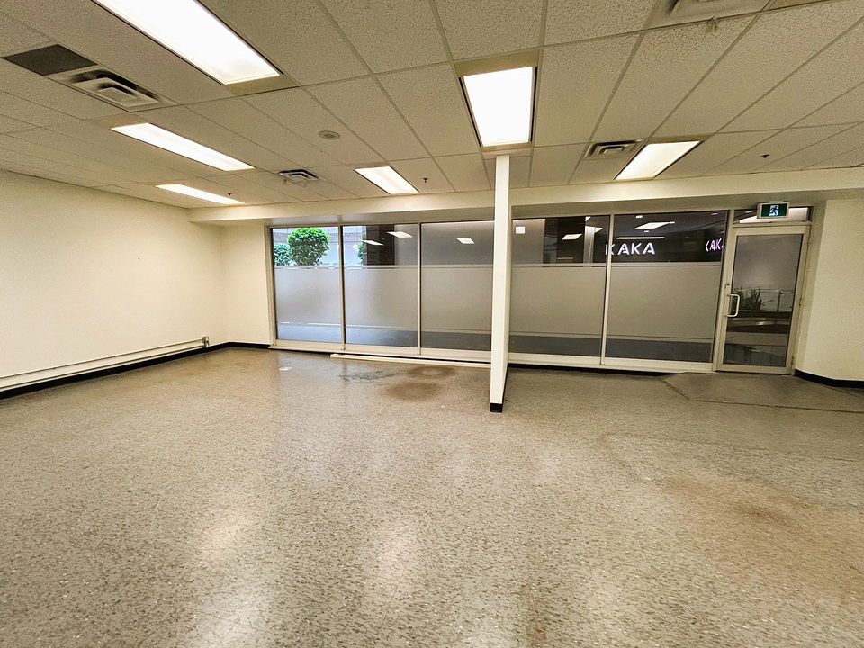 14 - 1800-655 Bay Street, Toronto, ON