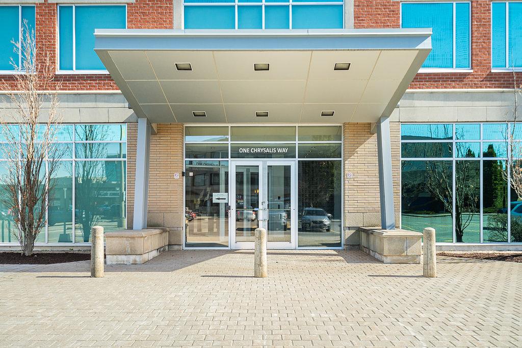 1 Chrysalis Way, Ottawa, ON