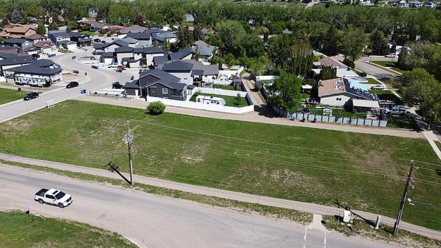 1064 1st Street SW, Medicine Hat, AB