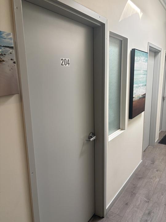 204 - 7877B Kingsway , Burnaby , BC