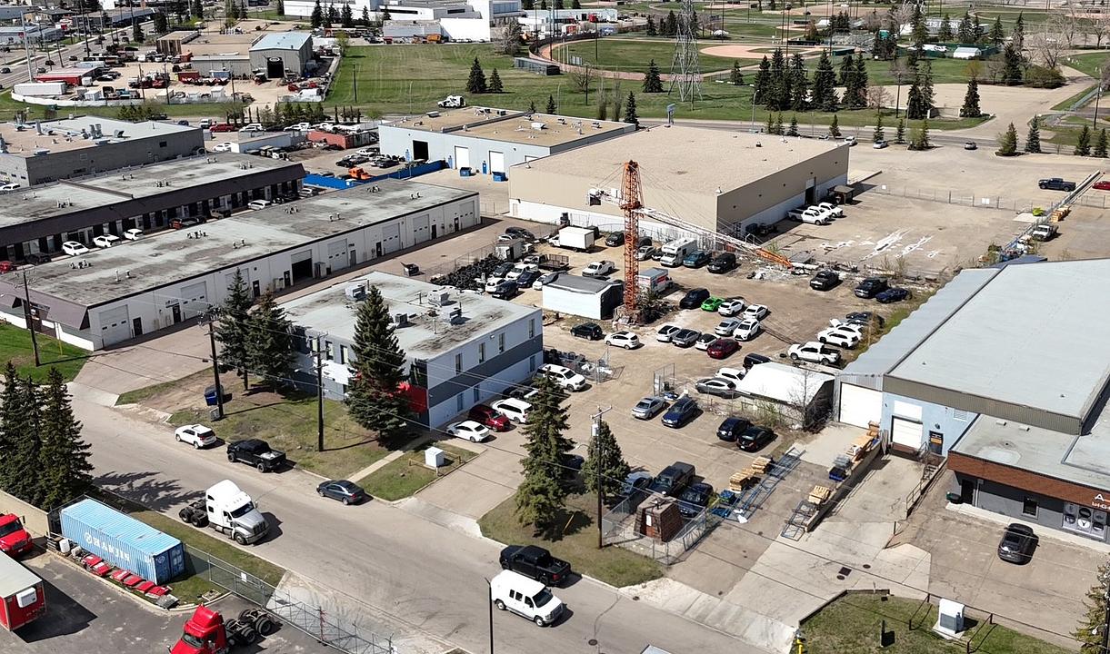 9704 27 Avenue Northwest, Edmonton, AB